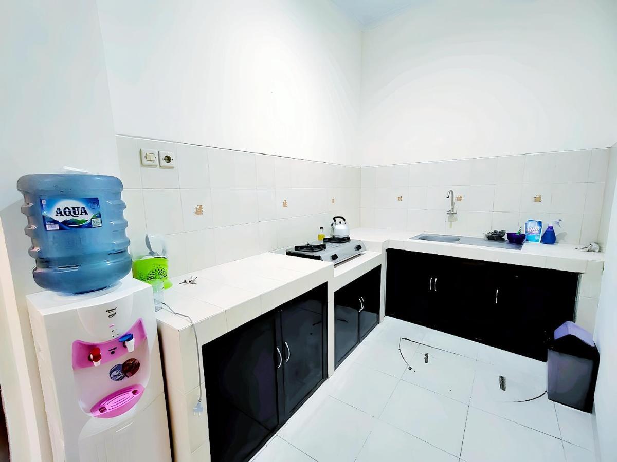 De Patuk Homestay ジョグジャカルタ エクステリア 写真
